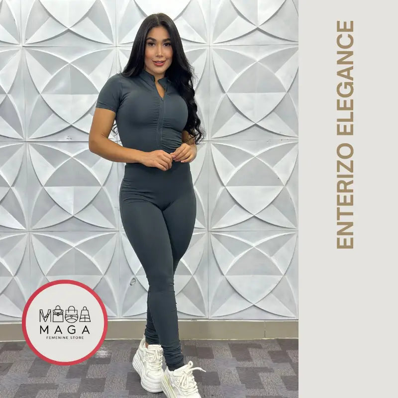 Enterizo ELEGANCE Manga Corta de Cierre Frontal